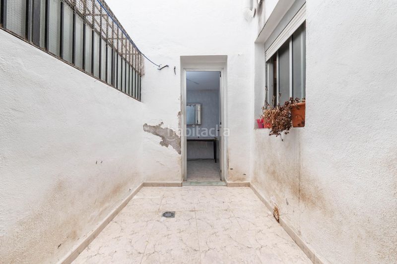Foto e021d361-192d-486c-aa54-a12af081eb88. Casa amb aparcament a Guadix