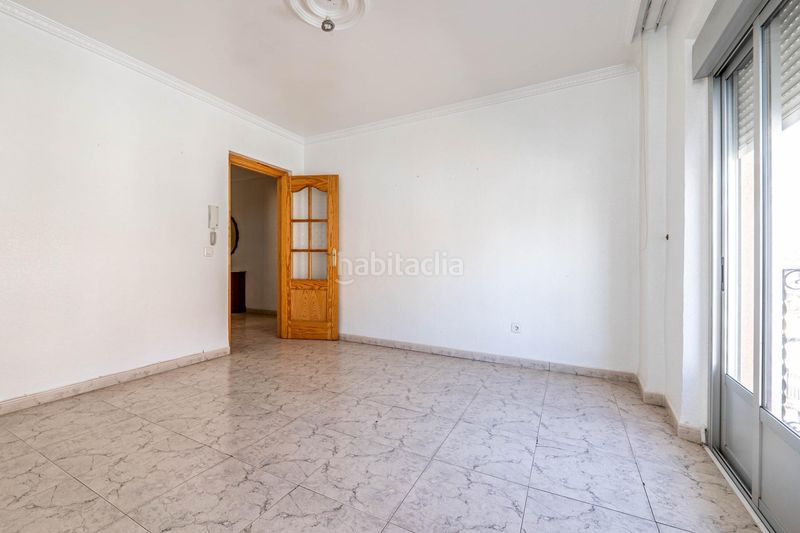 Foto e3e57165-2826-48f3-9126-a3cd07af87dc. Casa amb aparcament a Guadix