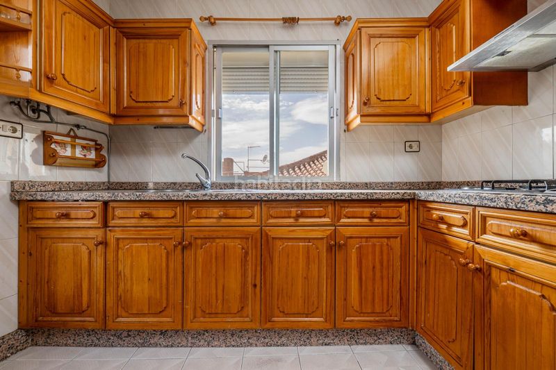 Foto ff299a59-c137-44f8-8f40-7ab49c81df8c. Casa amb aparcament a Guadix