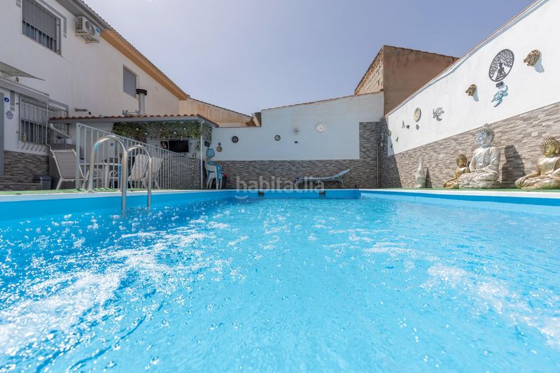 Foto f438d49b-0f8a-4edf-aac5-507f827492c9. Xalet amb calefacció piscina a Láchar