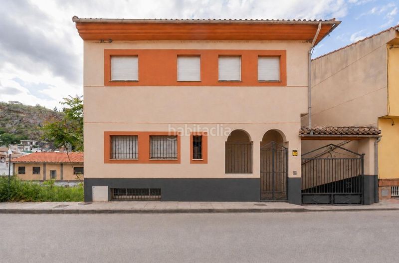 Foto 81c83cc2-73c3-41dc-a027-1e9b4a21c9fb. Casa amb aparcament a Alfacar