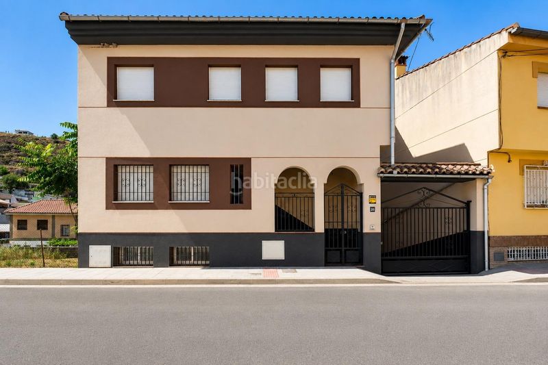 Foto d3b22d66-352b-46f2-8b7e-9523561ad11e. Casa amb aparcament a Alfacar