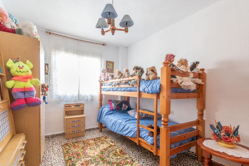 Foto aa13e961-da46-4646-9d9c-880765eaf75d. Casa amb aparcament piscina a Atarfe
