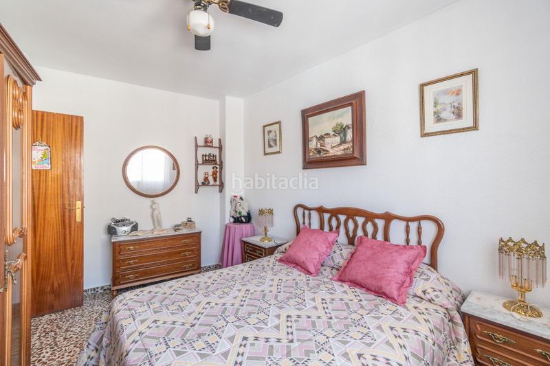 Foto b5e509b0-c50a-4896-8396-2a7a69c9cbbd. Casa amb aparcament piscina a Atarfe