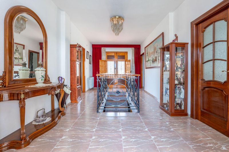 Foto f820bf7d-b3df-4026-b804-f96e258b1322. Casa a cuba 8 a Ogíjares