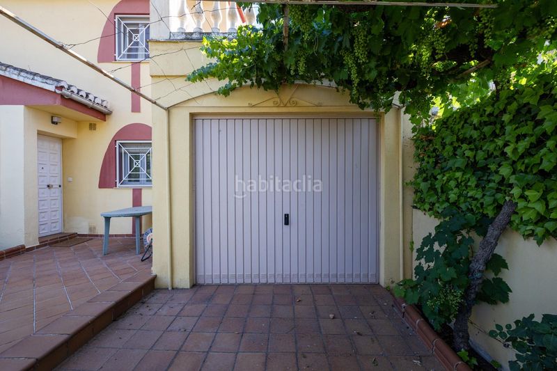 Foto 0bde8afc-a53f-4313-a91f-1ed6f746476c. Casa aparellada amb calefacció aparcament piscina a Ogíjares