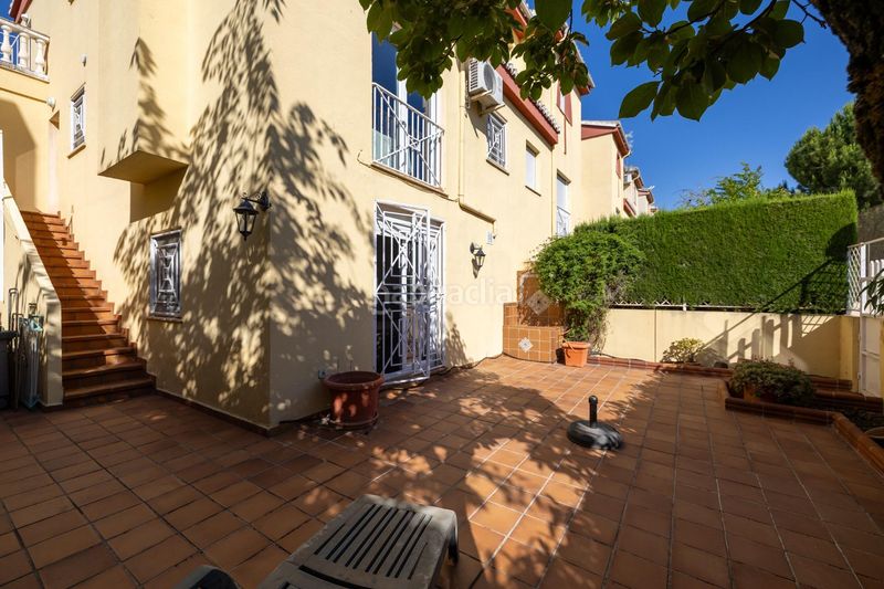 Foto f7720733-2ac7-41da-ba37-71e089244558. Casa aparellada amb calefacció aparcament piscina a Ogíjares