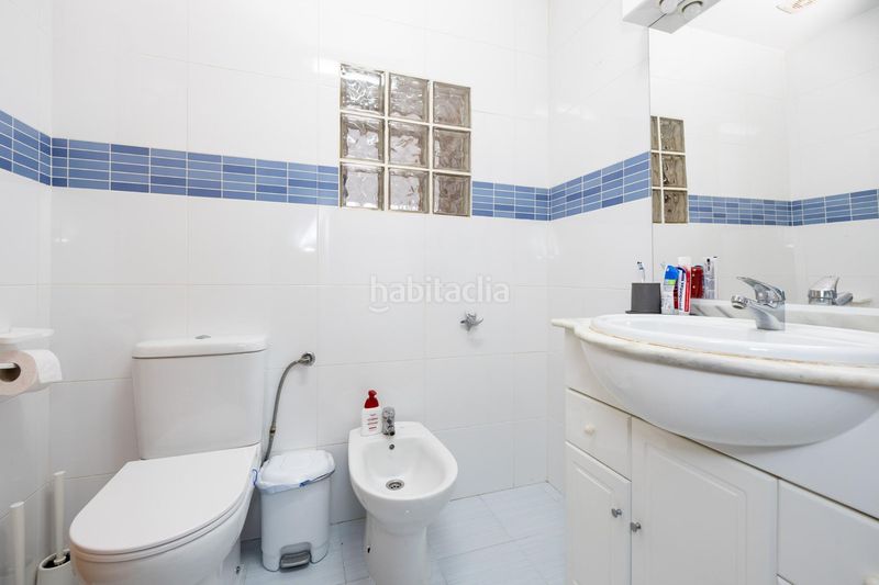 Foto fdcb40cc-d107-4564-ba1c-5a79d3213bde. Casa adossada a Albolote
