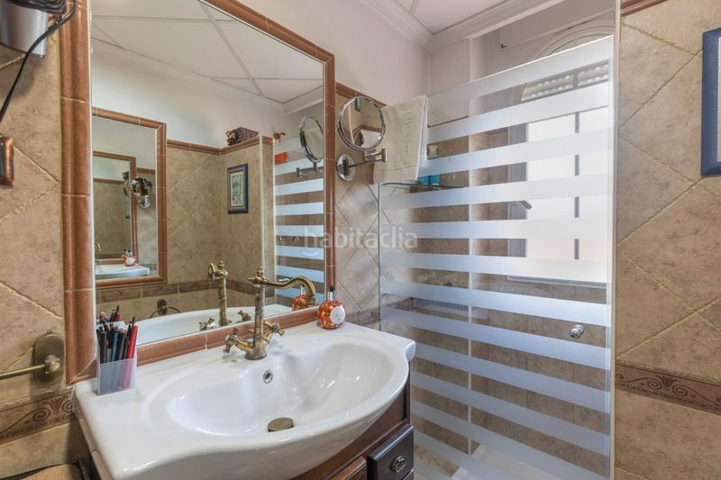 Foto 9a2280cf-7285-4898-bec5-515748e27353. Casa amb calefacció aparcament a San Francisco Javier Granada
