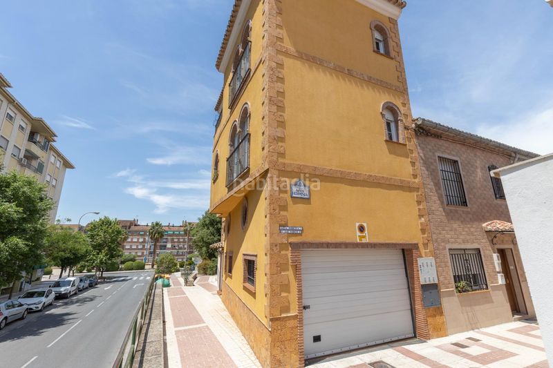 Foto a1ee9df6-19ae-4978-8751-15bda2496f6d. Casa amb calefacció aparcament a San Francisco Javier Granada