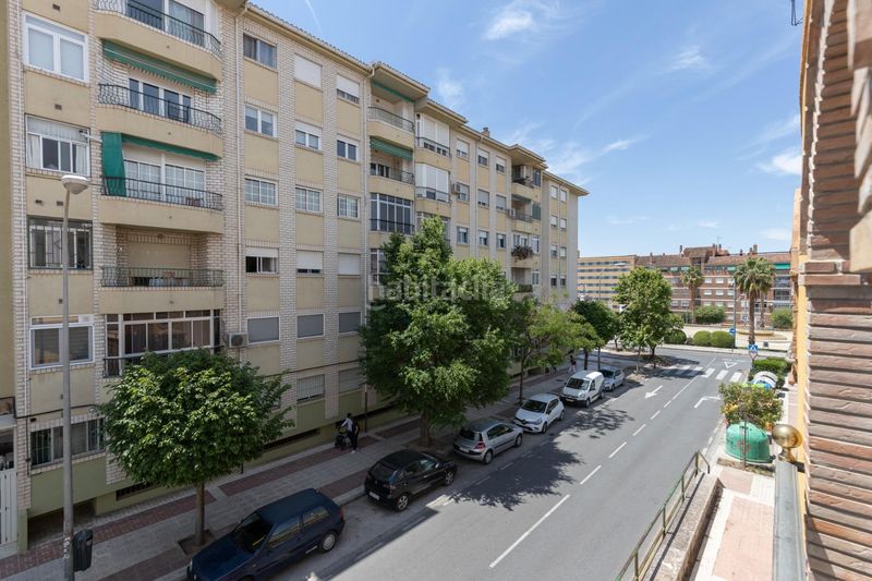 Foto b14b145d-12df-4a4d-80d8-94cb85bf5f24. Casa amb calefacció aparcament a San Francisco Javier Granada