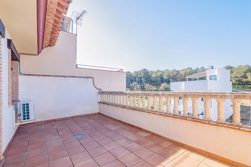 Foto 16122ee2-d300-463f-89ad-cad3e57c0abc. Casa adossada amb calefacció aparcament piscina a Zubia (La)