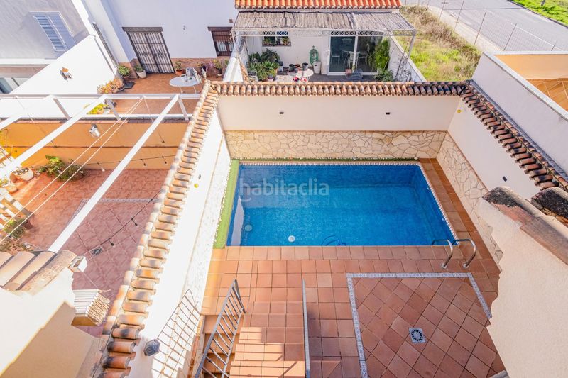 Foto 9f442a79-fb02-43c4-8beb-414a11b8875f. Casa adossada amb calefacció aparcament piscina a Zubia (La)