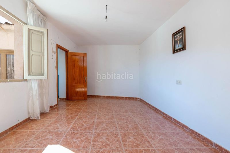 Foto b455d961-fbbd-4fe5-88f9-3789cdac2ecf. Casa a Albuñuelas