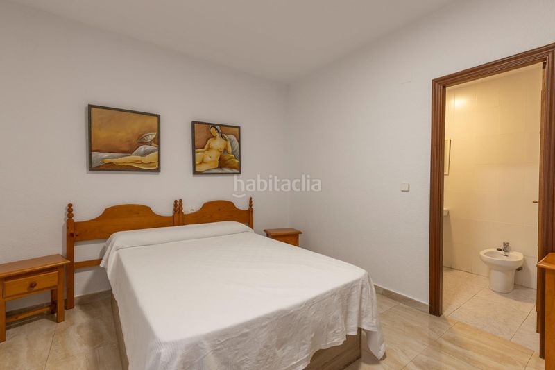 Foto 084a9be6-b117-4f59-9d44-4e54d319ca1c. Building in Motril ciudad Motril