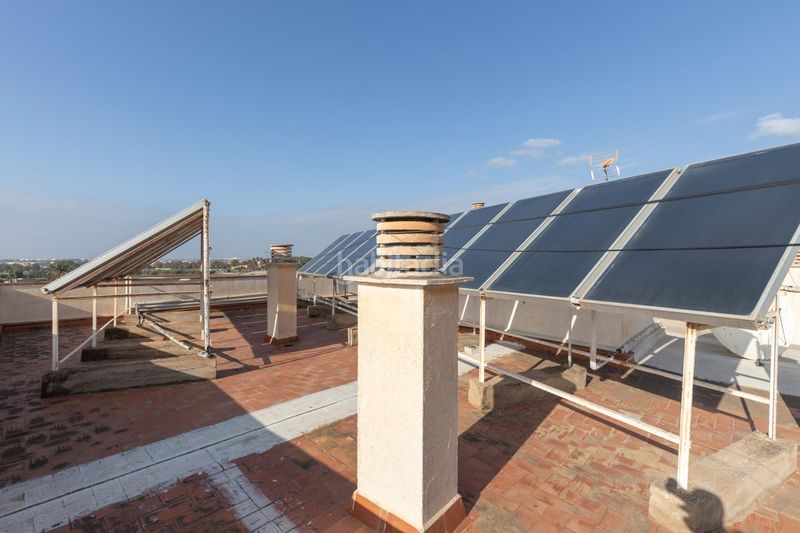 Foto bee950fd-c226-4f25-835c-57e0dbe3c950. Building in Motril ciudad Motril