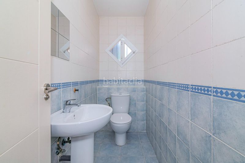 Foto e94d9bcd-0760-4959-a345-bc99cb22e239. Casa bifamiliare con riscaldamento parcheggio in Jun