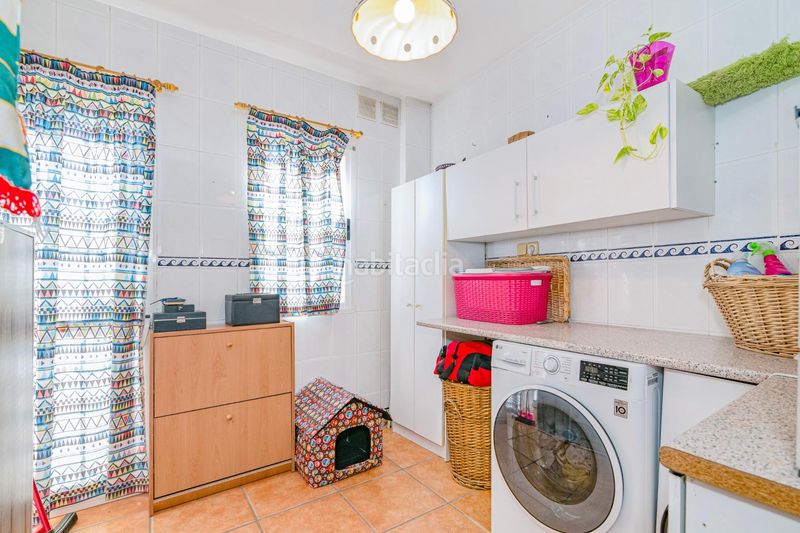 Foto f36eaacc-8257-4b4d-b9f7-2d180f965526. Semi detached house with parking pool in Chauchina