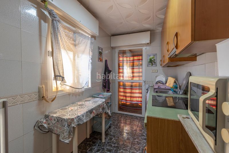 Foto 976e1bd6-676c-446a-8ae2-97079d27342e. Casa bifamiliare con parcheggio in La Zubia Ciudad Zubia (La)