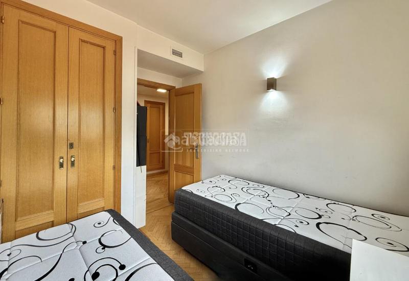 Foto b27385eb-19ef-4701-b46d-4661e13ae4d1. Ático  en venta en Arroyo del Fresno Madrid