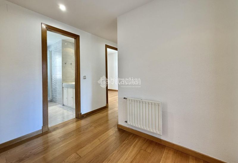 Foto 711c1702-7015-4e87-b464-d473245c16b6. Pis amb calefacció aparcament a Arroyo del Fresno Madrid
