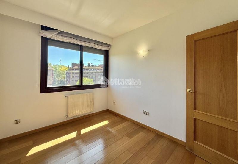 Foto b19f30d6-8c03-4dd8-9c86-69423fdb6825. Pis amb calefacció aparcament a Arroyo del Fresno Madrid