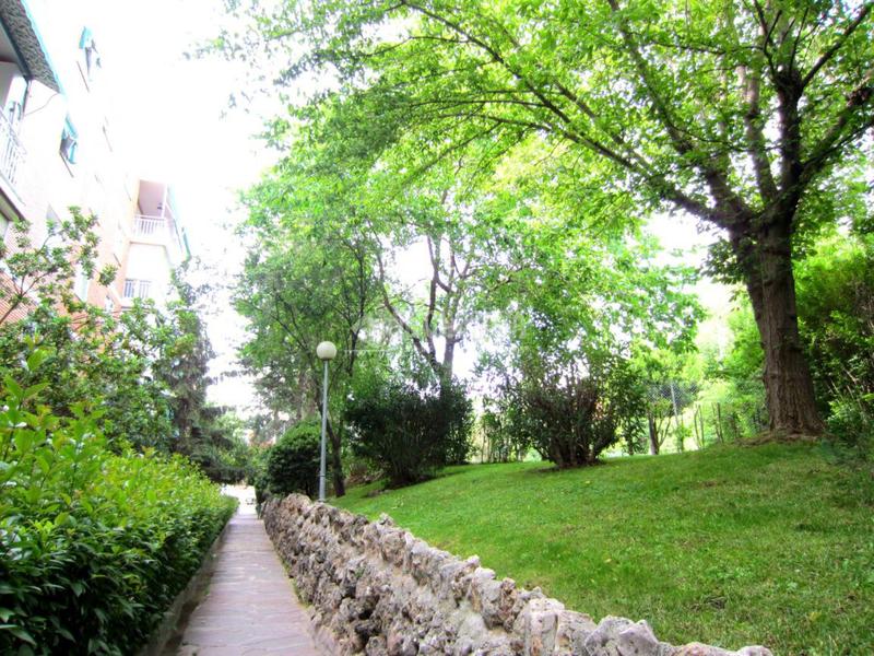Foto ba088cf5-d2c7-4825-b092-e689bdd5c67e. Piso  en venta en Mirasierra Madrid