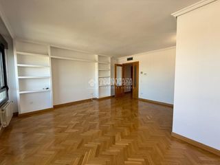 Affitto Appartamento in Arroyo del Fresno. Piso en alquiler en madrid