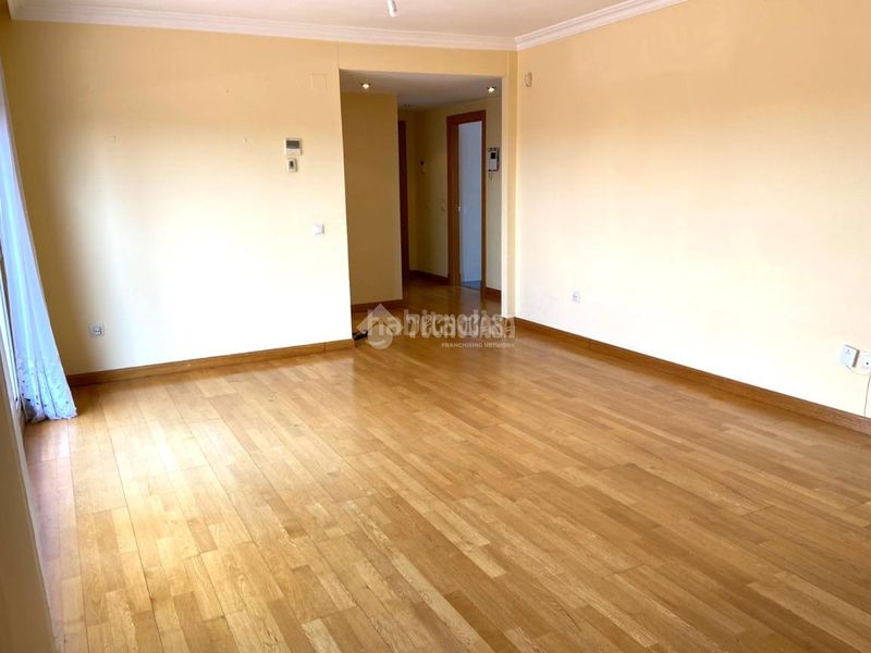 Foto f2d2cf2a-e588-44b5-8faa-dba88291bab7. Lloguer pis amb calefacció piscina a Arroyo del Fresno Madrid