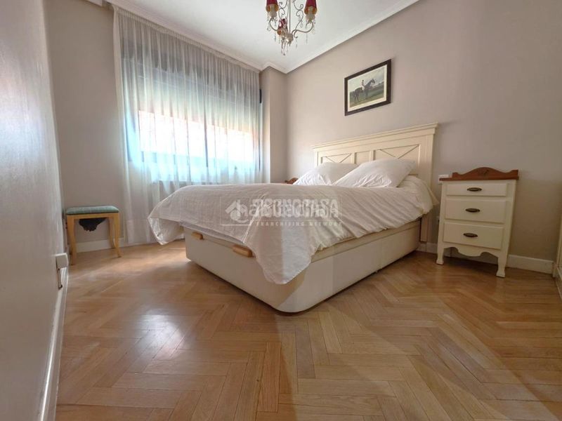 Foto 13f18a35-5ad5-4d78-b302-48a91d0334e0. Piso  en venta en El Bercial Getafe