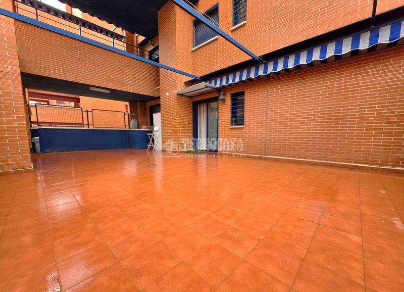 Foto 935d303a-f92f-4d57-9fd5-f59e49e2f50b. Piso  en venta en El Bercial Getafe