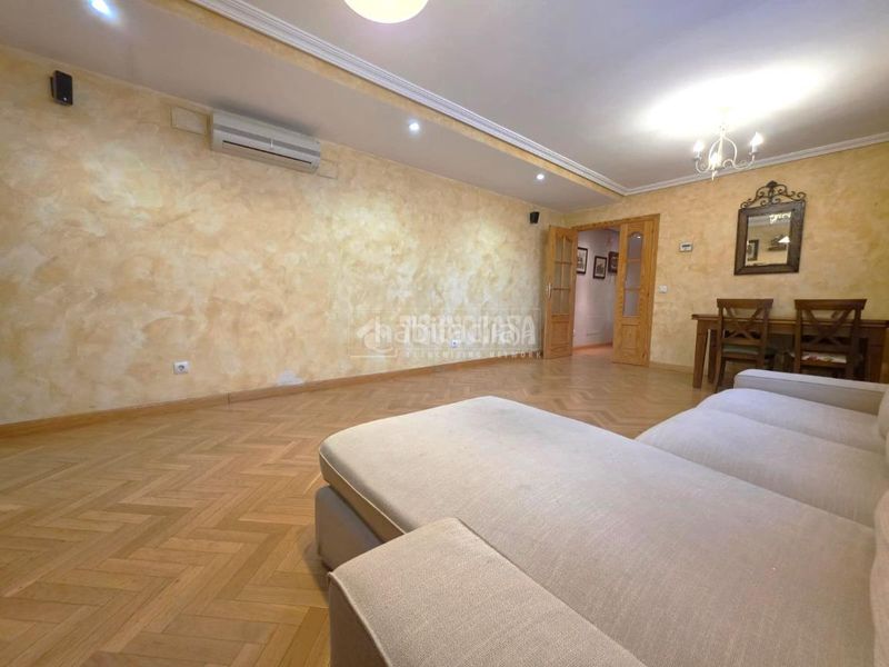 Foto c3f30277-d4ca-4f0e-a189-2f814e1391b8. Piso  en venta en El Bercial Getafe