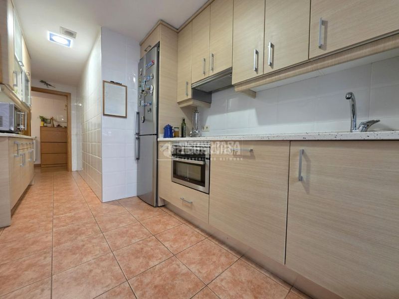 Foto 15ad792d-a597-4f19-983c-a276241e7cef. Piso  en venta en El Bercial Getafe