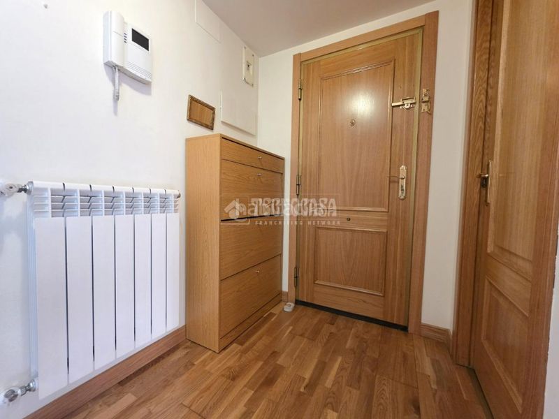 Foto 334a1ea3-5958-4e4a-9ffc-ddf360e652df. Piso  en venta en El Bercial Getafe