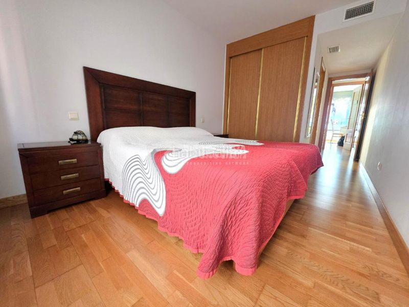 Foto 7772f86a-77d4-4f39-9606-c458f692f554. Piso  en venta en El Bercial Getafe