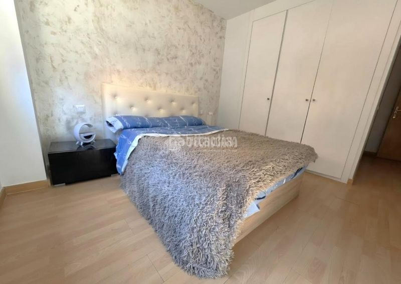Foto 7f42d8ff-5c68-48b6-a354-9094b1e940e0. Pis amb calefacció aparcament a El Bercial Getafe