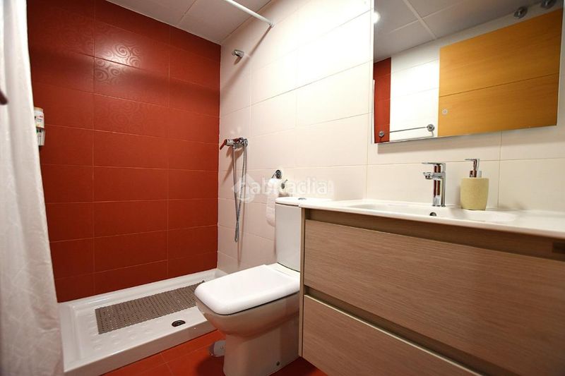 Foto 3a513b2d-c323-40aa-b12b-c661fa8bc2e2. Piso  en venta en El Bercial Getafe