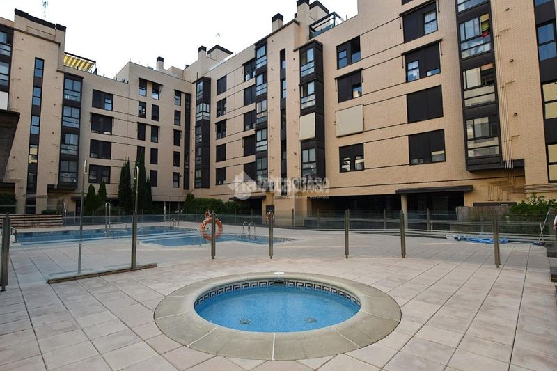 Foto 3b6a230d-2882-40d6-88fb-7627f690b292. Piso  en venta en El Bercial Getafe