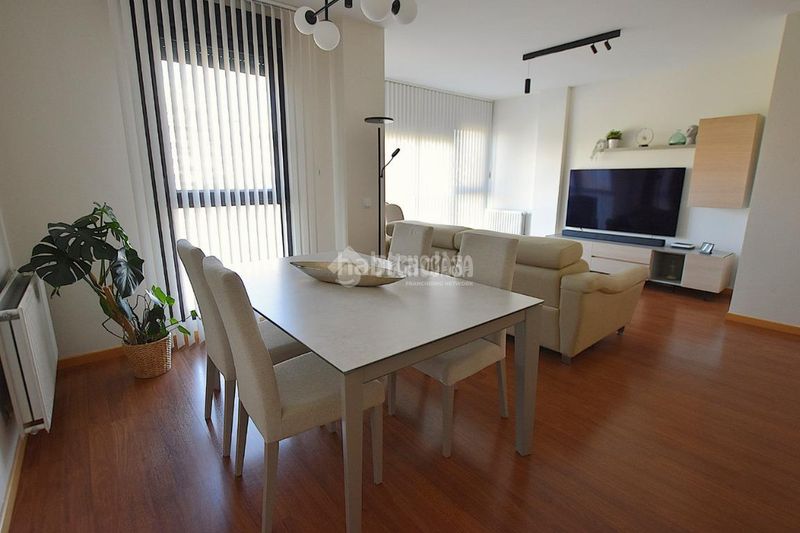 Foto 4145656e-2697-41fe-bdeb-8213a23e1220. Piso  en venta en El Bercial Getafe