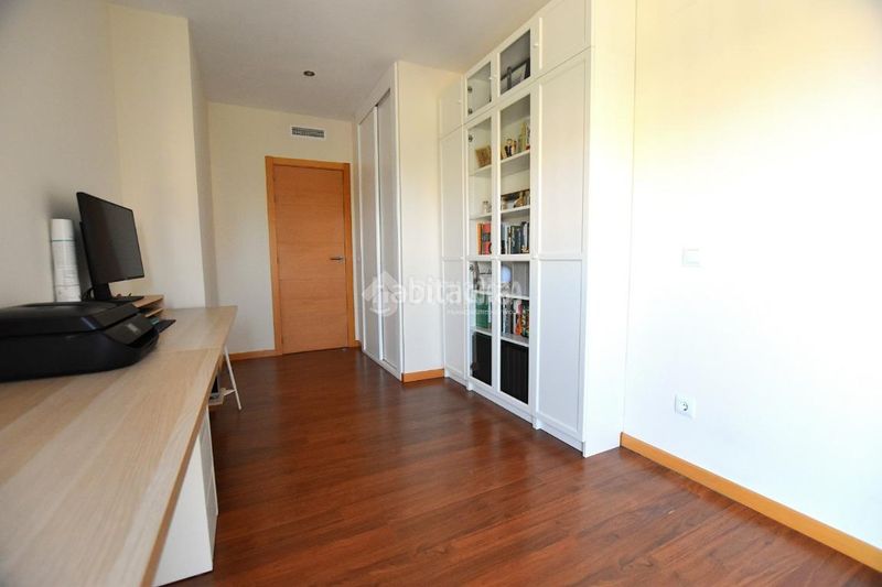 Foto 4684d5c4-9eb8-497c-8158-e810b7195484. Piso  en venta en El Bercial Getafe