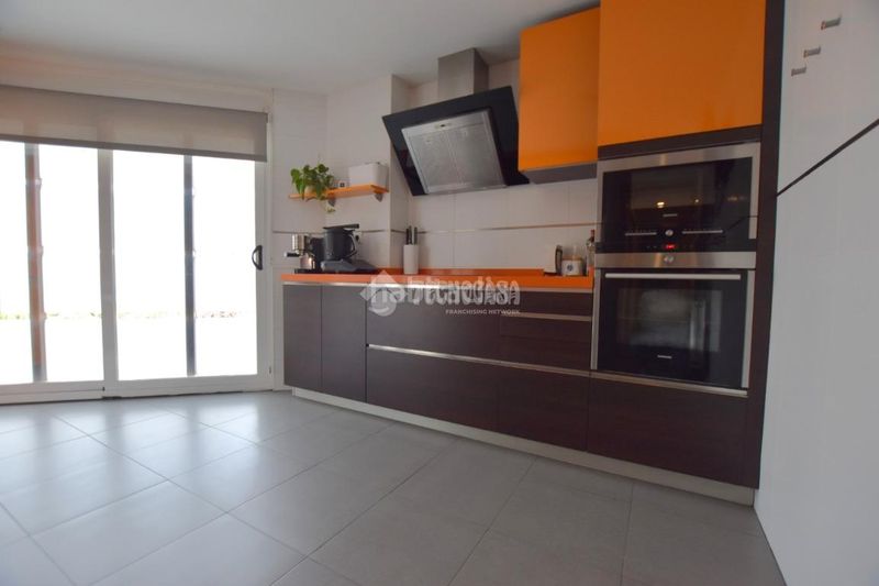 Foto 60543403-675e-41b9-91d5-cb757b183b01. Piso  en venta en El Bercial Getafe