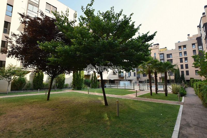 Foto a21f809c-175f-4b7f-81ad-fb7905d2ccf2. Piso  en venta en El Bercial Getafe