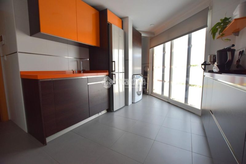 Foto a452f9db-ac49-4a73-a529-b1d49dbf26c7. Piso  en venta en El Bercial Getafe