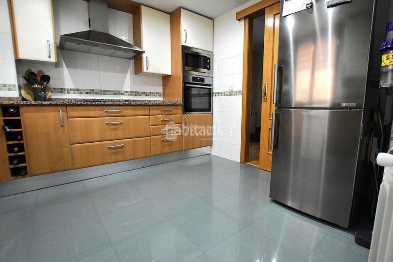 Foto 0af73ce2-f8a5-405b-a724-1738591f0175. Piso  en venta en El Bercial Getafe