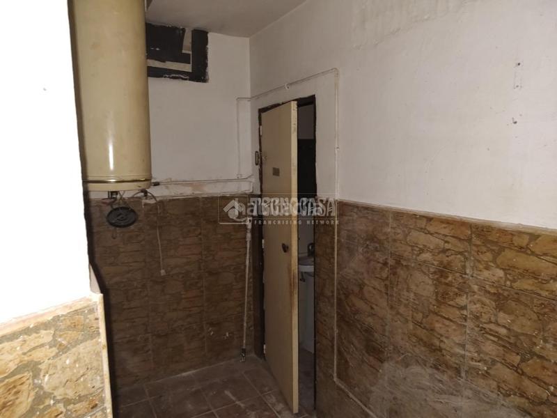 Foto 5223d3b4-b1cd-4522-85ba-6e8369272932. Local commercial dans Benalúa Alicante