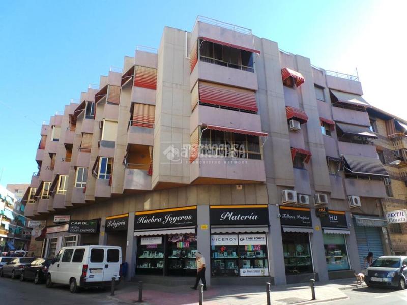 Foto 28cfd46b-7455-4d2a-a7d5-96656c572bcb. Local comercial a Florida Baja Alicante