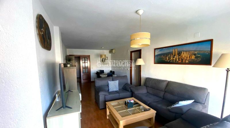 Foto f8a5de99-cbee-4339-99bc-6d7b73ffe327. Pis amb piscina a Alipark Alicante