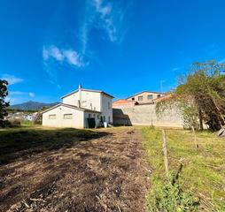 Masia a Diseminado afores 1. Finca urbana en venta en anglès (girona): masía reformada, edifi