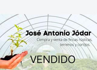 Finca rústica a Avenida josé barrionuevo peña 52