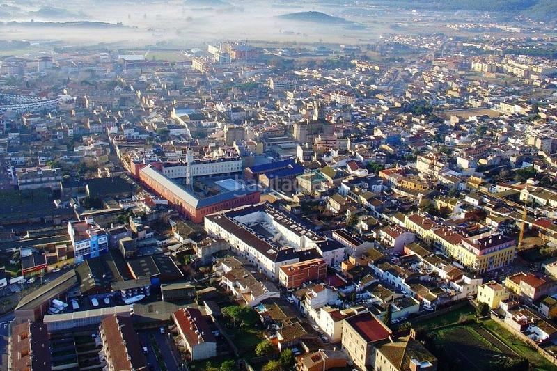 Foto 33d6c577-c976-490c-aed5-30519bb4b16d. Casa adosada casa reformada con 3 pisos independientes en Palafrugell